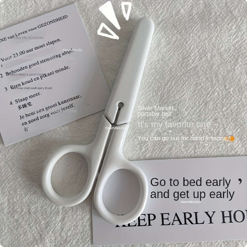1 Piece Of Mini White Scissors