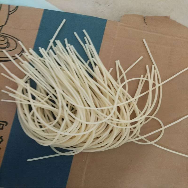 Rubber hose latex small airway banana tendon