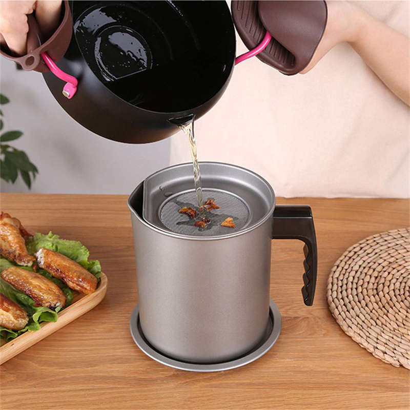 Kitchen Oil Strainer Cooking Oil Storage with Fine Mesh Strainer for Fryer