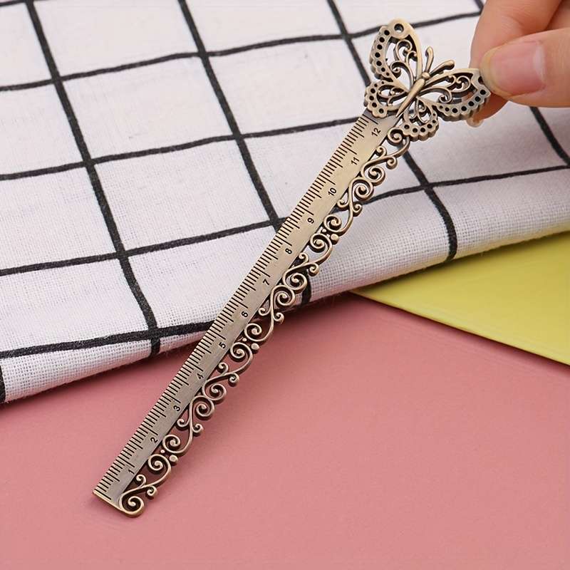 1 Piece Of Elegant Metal Bookmark Ruler