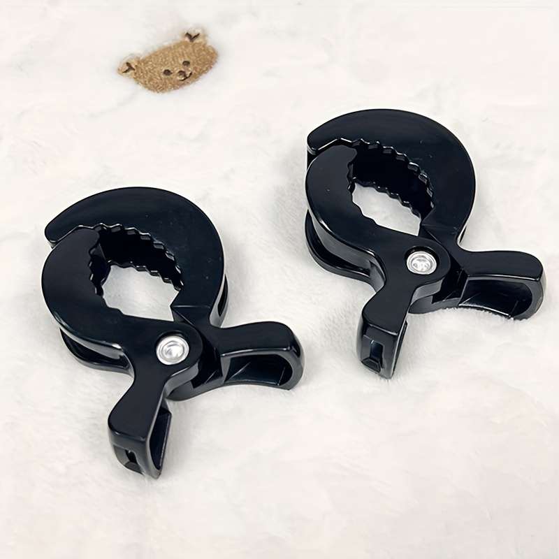 2 stroller quilt clips a must-have for travel