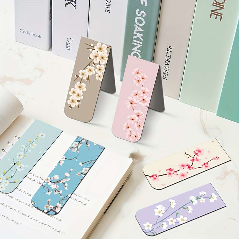 12 Pieces Floral Magnetic Bookmarks