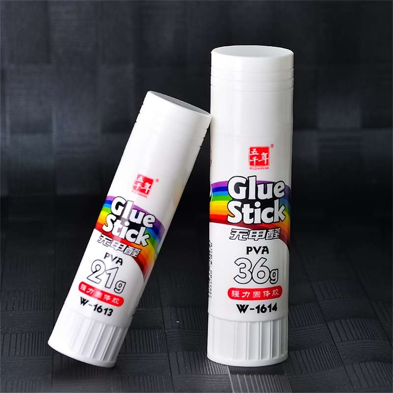 3 High-Tack Glue Sticks