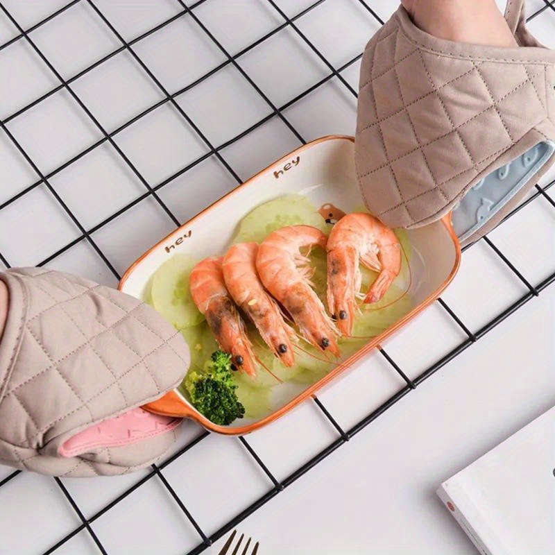 1x Beige Quilted Silicone Oven Mitt - Heat Resistant