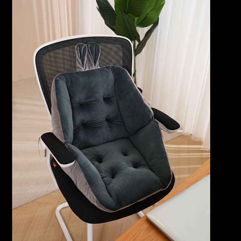 Semi-Enclosed Seat Cushion With Thick Pad
