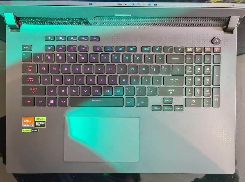 Asus Rog Strix 17 RTX 4050 (6GB) 140W Ryzen 9 7845HX 16GB DDR5 Ram 512GB Nvme+1TB HDD