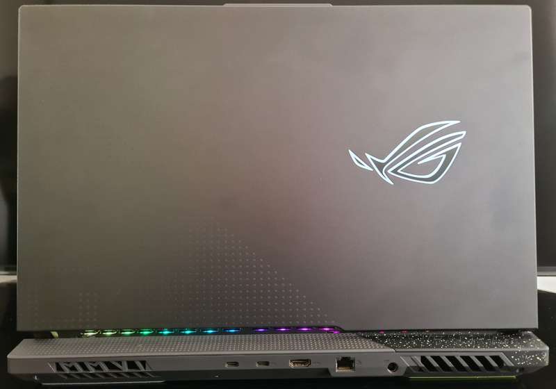 Asus Rog Strix 17 RTX 4050 (6GB) 140W Ryzen 9 7845HX 16GB DDR5 Ram 512GB Nvme+1TB HDD