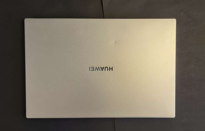 Huawei Matebook Core i5 11th Gen Intel Iris Xe Graphics 512gb Nvme 8gb Ram