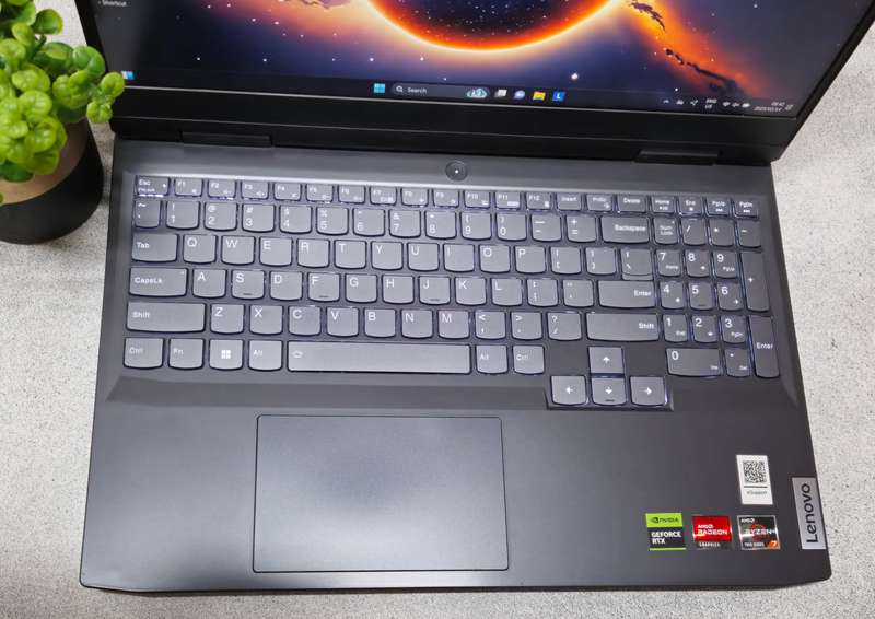 Lenovo RTX 4050 6GB GDDR6 Vram Ryzen 7 7735HS 16GB DDR5 4800MHZ RAM 512GB Nvme Gaming Laptop