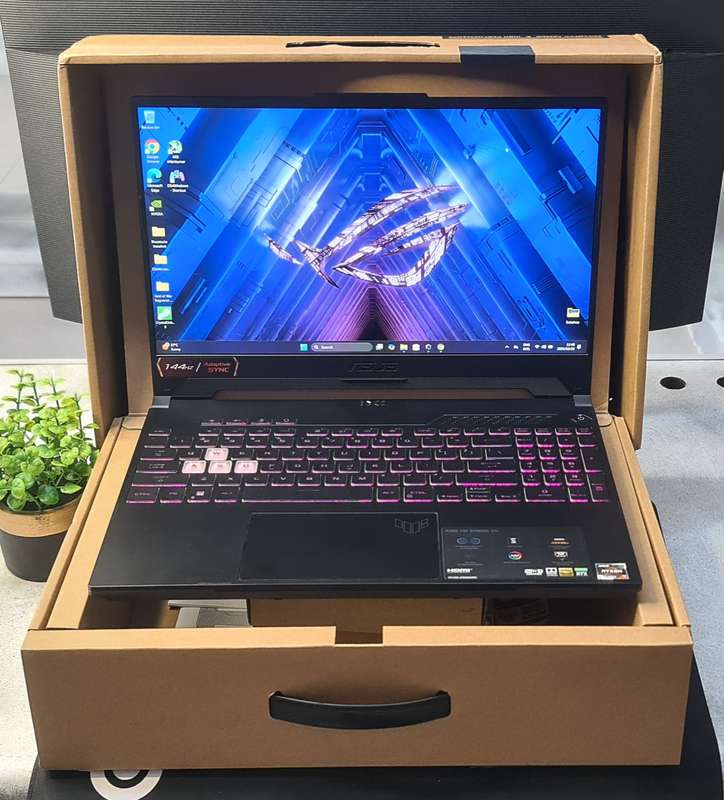 Asus Tuf A15 RTX 3070 140W Max Powered 8GB Ryzen 7 6800H 16GB DDR5 RAM 512GB Nvme Gaming Laptop
