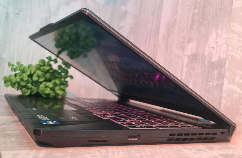 Asus Tuf F15 RTX 3060 6GB GDDR6 Core i5 11400H 16GB DDR4 RAM 512GB Nvme SSD Gaming Laptop
