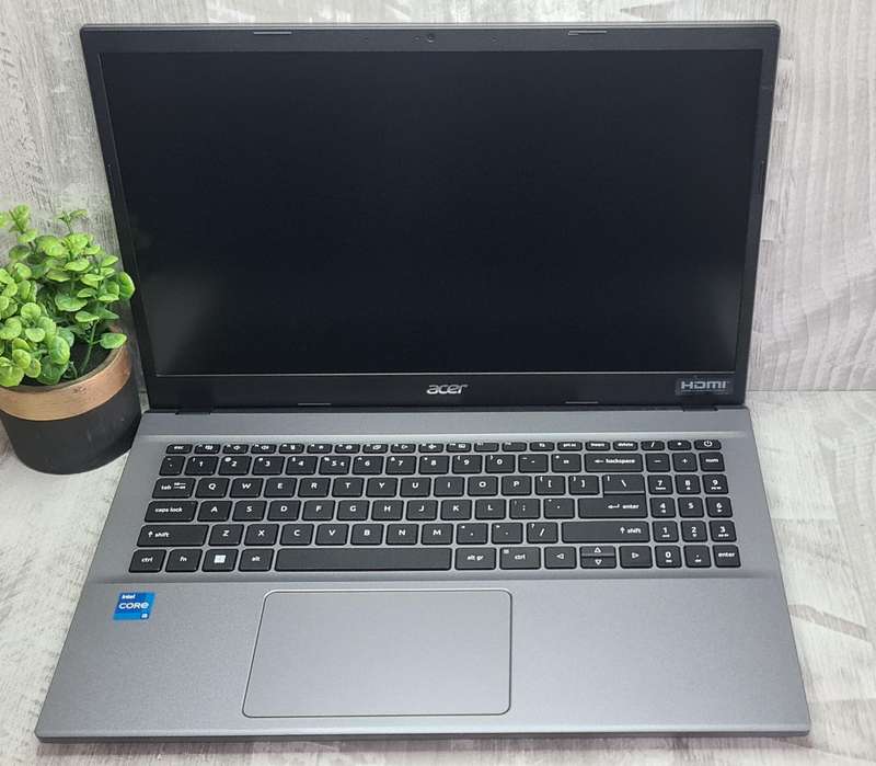 Acer Core i5 12th Gen 8GB DDR4 Ram 512GB Nvme 15.6'' 1080P Display