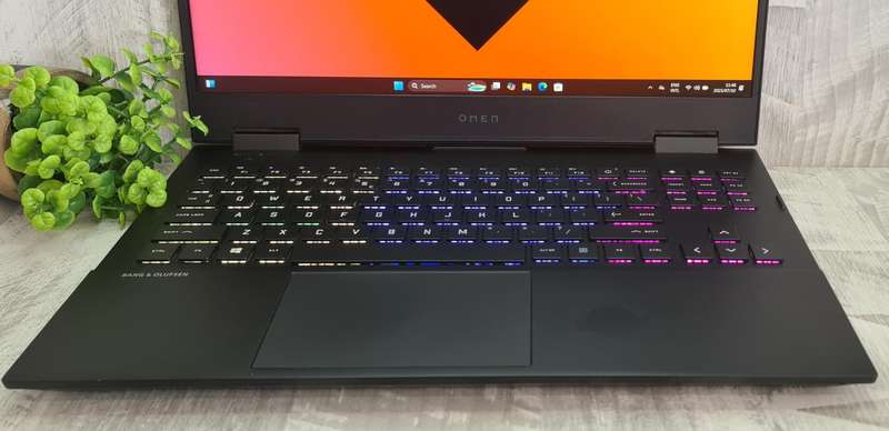HP Omen 15 Core i7 10870H RTX 3070 8GB GDDR6 16GB DDR4 RAM 1TB Nvme SSD Gaming Laptop