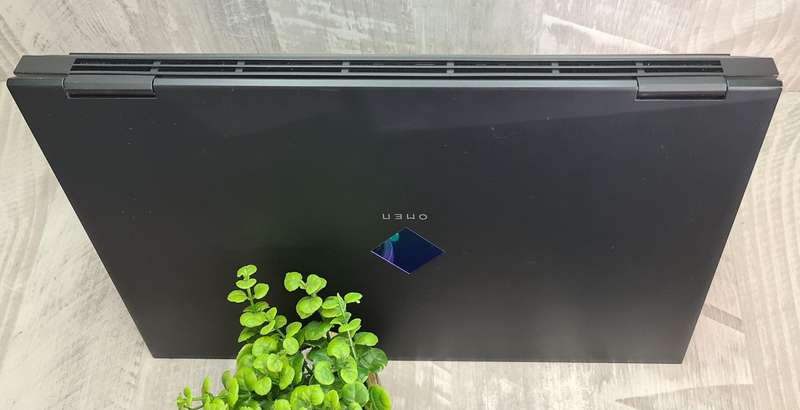 HP Omen 15 Core i7 10870H RTX 3070 8GB GDDR6 16GB DDR4 RAM 1TB Nvme SSD Gaming Laptop