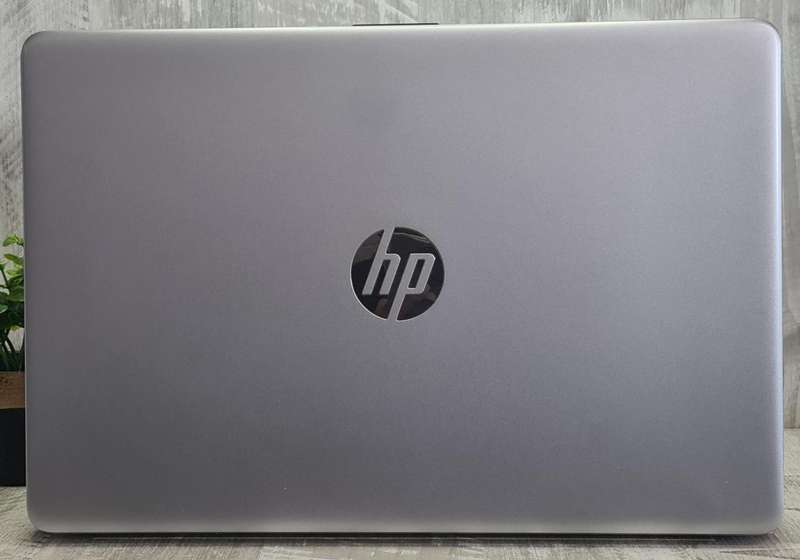 HP Ryzen 7 5700U 8GB Ram 512GB Nvme SSD 15.6'' 1080P Display
