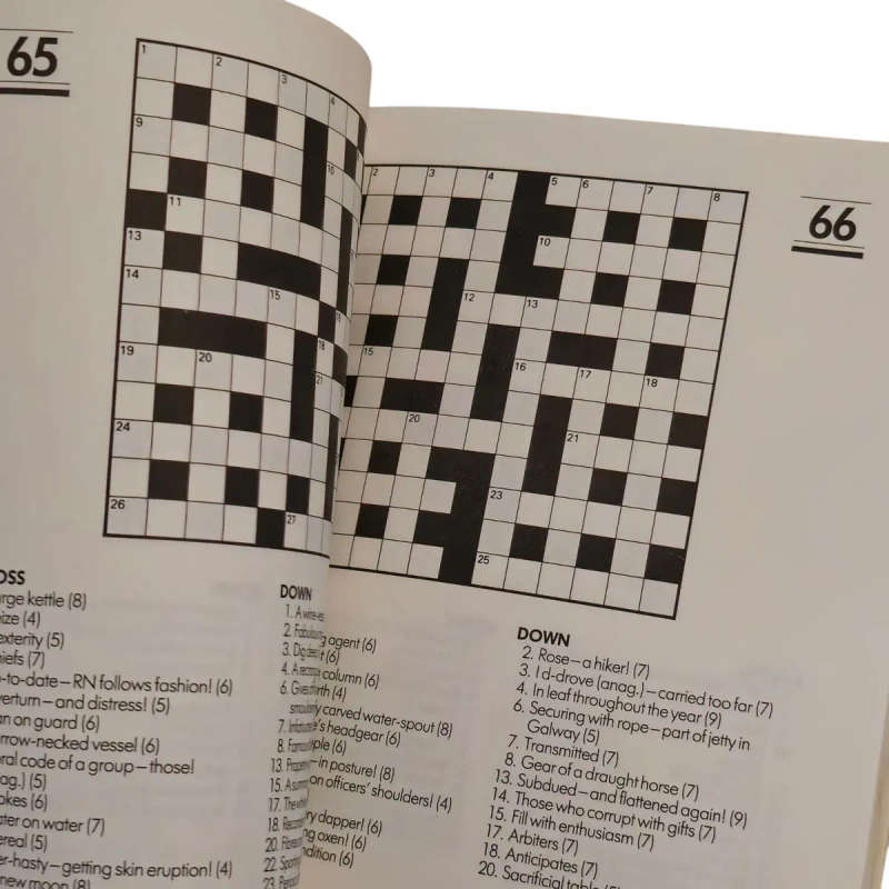 The new book of crossword puzzles - HW Massingham