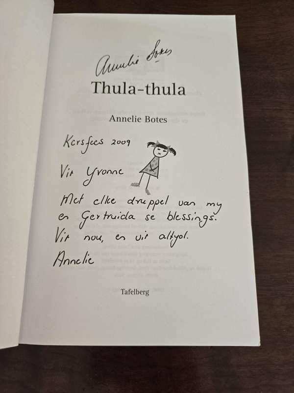 Thula-Thula - Annelie Botes (Geteken deur skrywer)