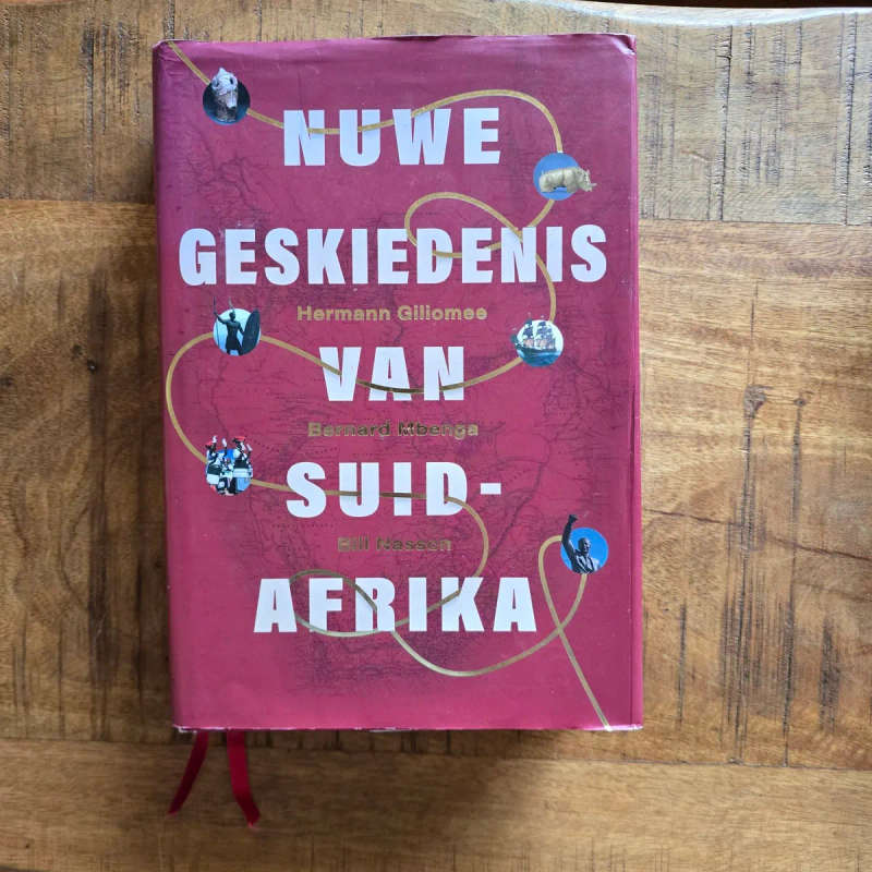Nuwe Geskiedenis van Suid-Afrika- Hermann Giliome, Bernard Mbegs, Bill Nasson