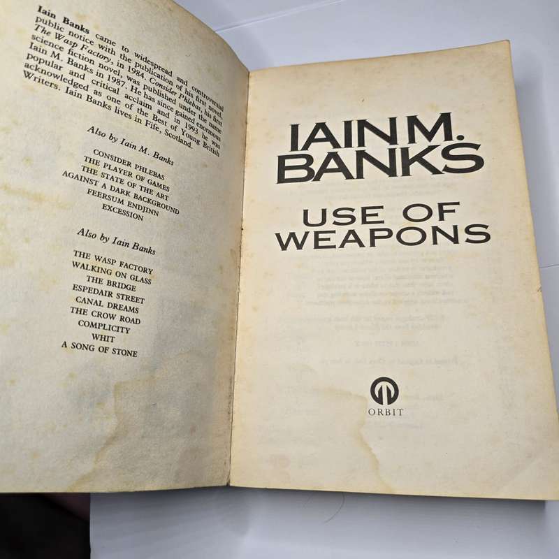 Use of Weapons - Iain M. Banks