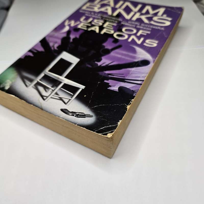 Use of Weapons - Iain M. Banks
