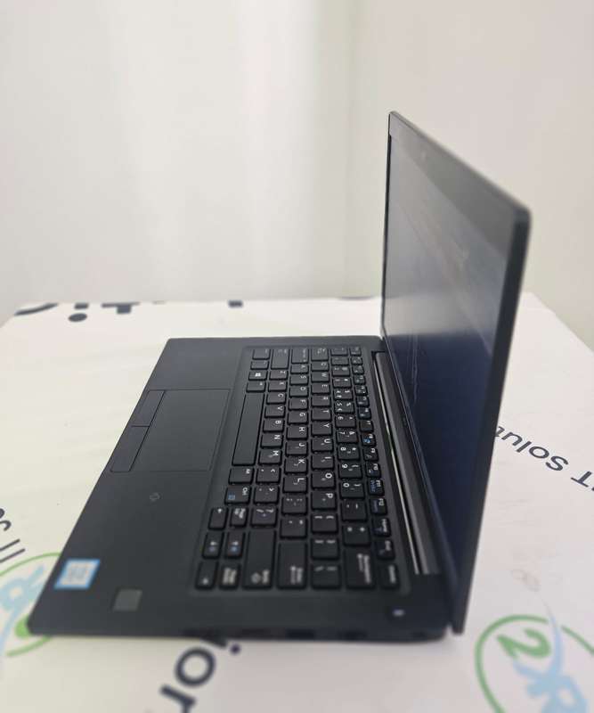 Dell Latitude 7390