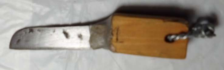 Hand forged key ring knife 1- Made by: Mel Jaftha