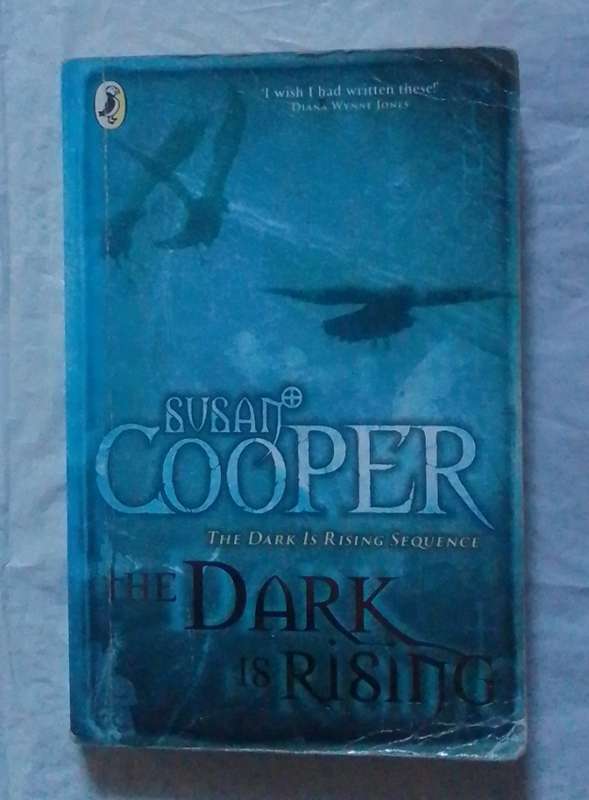 The dark is rising-By: Susan Cooper