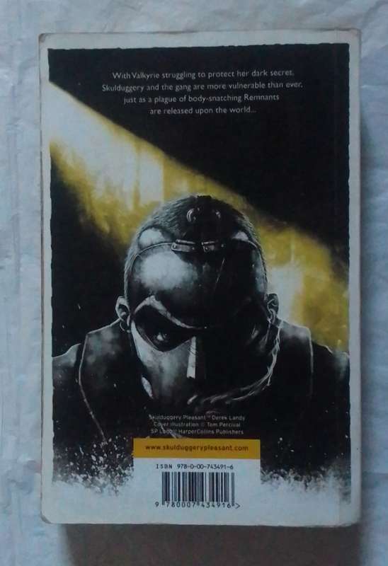 Skulduggery pleasant: Mortal Coil-By: Derek Landy