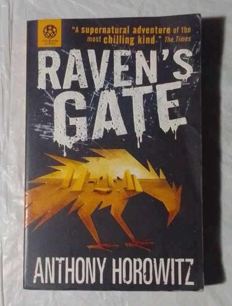 Raven's gate-By: Anthony Horowitz