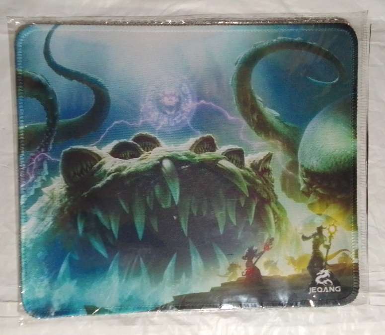 Gaming mouse pad