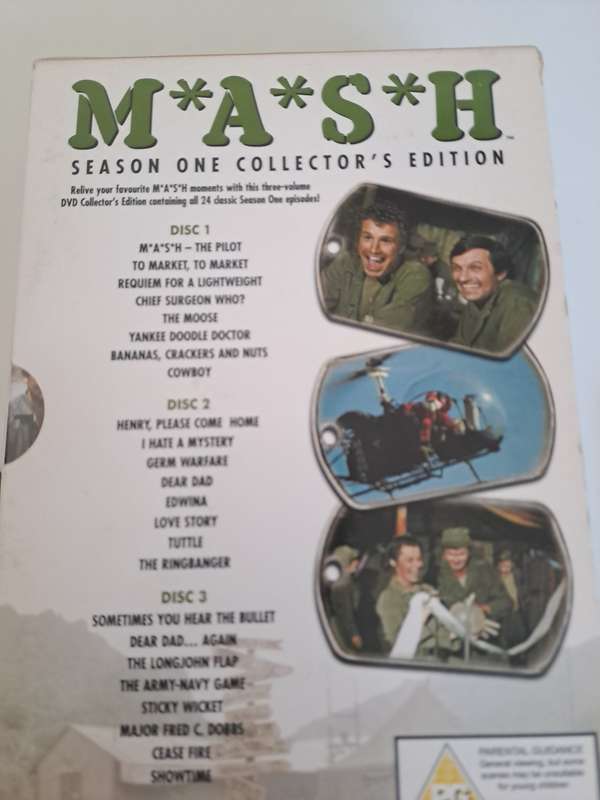 MASH SEASON 1 COLLECTOR'S EDITION.