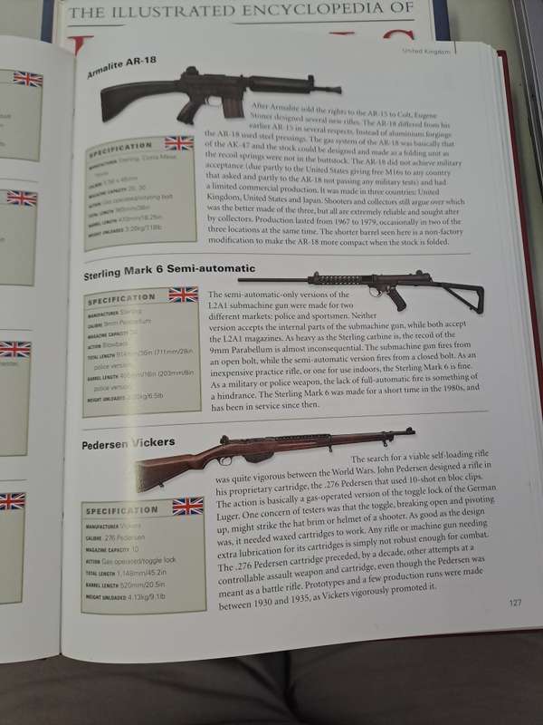THE COMPLETE ILLUSTRATED GUIDE TO GUNS.  2 VOLS