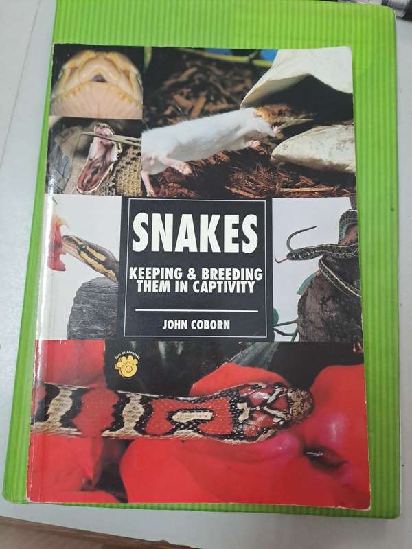 SNAKES. KEEPING & BREEDING THEM IN CAPTIVITY.  By J Coborn