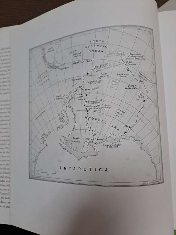 THE ENDURANCE. SHACKLETON'S LEGENDRY ANTARCTIC EXPEDITION By C Alexander