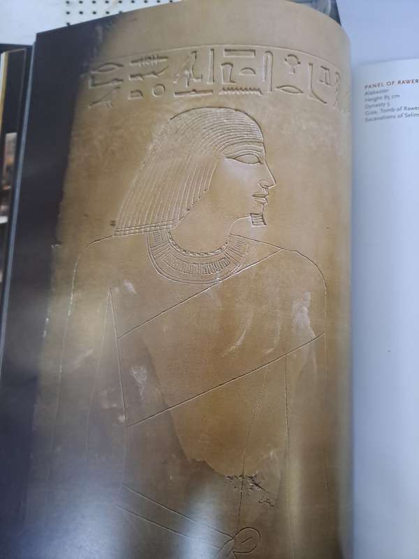 HIDDEN TREASURES OF ANCIENT EGYPT. By Z Hawass  (Signed)