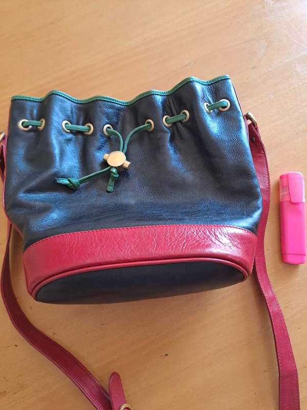 RUSSELL & BROMLEY HANDBAG  (Leather)