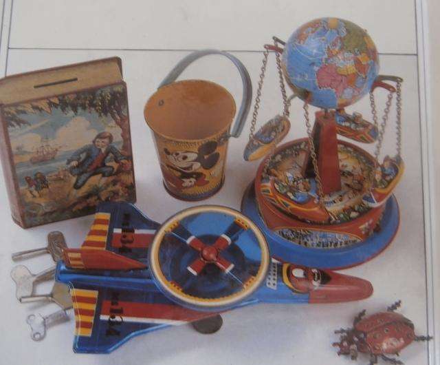 PHILLIPS COLLECTOR'S GUIDES TIN TOYS.