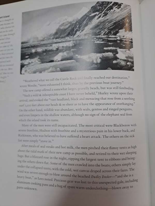 THE ENDURANCE. SHACKLETON'S LEGENDRY ANTARCTIC EXPEDITION By C Alexander
