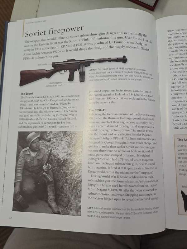 THE COMPLETE ILLUSTRATED GUIDE TO GUNS.  2 VOLS