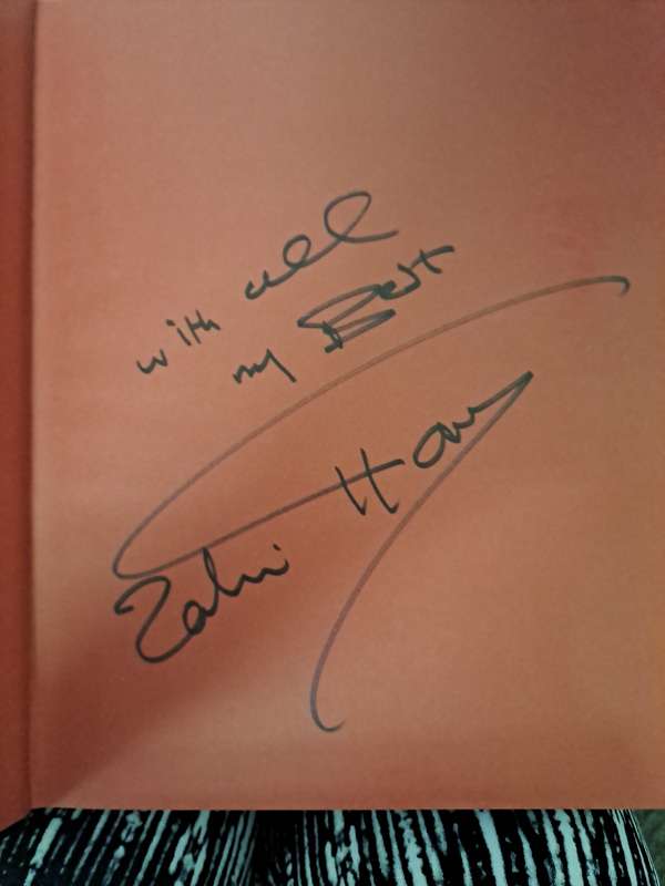 HIDDEN TREASURES OF ANCIENT EGYPT. By Z Hawass  (Signed)