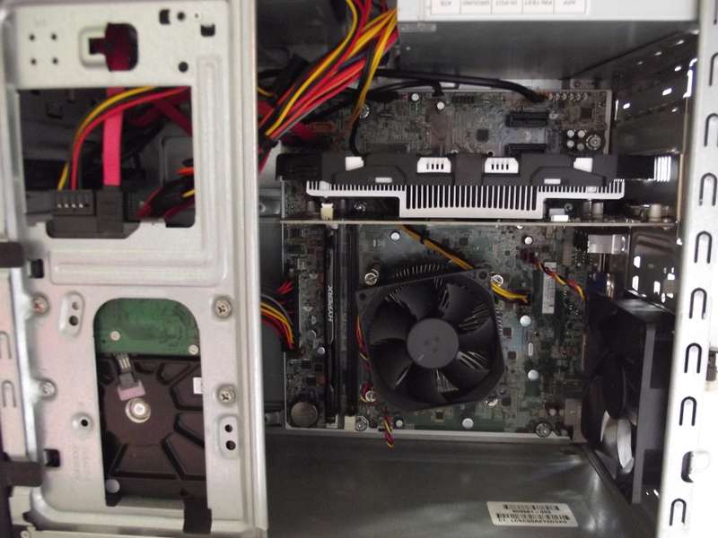 HP PRO 3500 (Entry Level Gaming)
