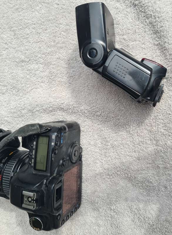 Canon Speedlite 580EX II Flash