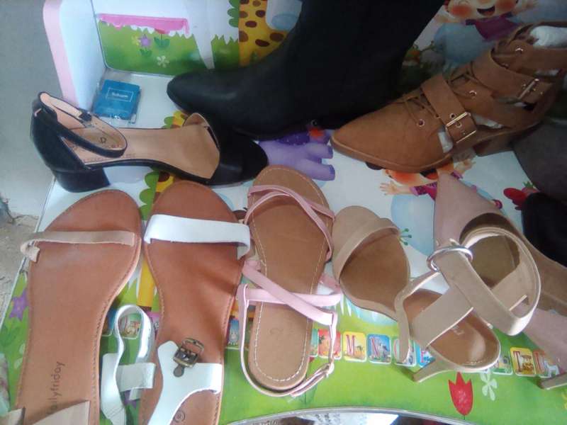 MIXED NEW ONE ONLY SHOES ( NO PAIR ONLY 1 )