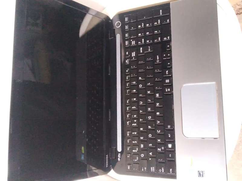 HP ELITEBOOK  840 G7 CORE i5 10th Gen for spares