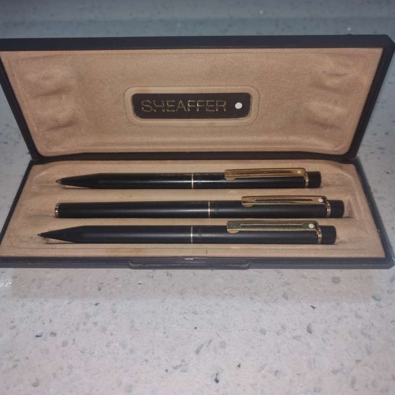 Sheaffer pen and pencil set