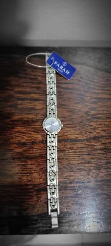Farah Watch New