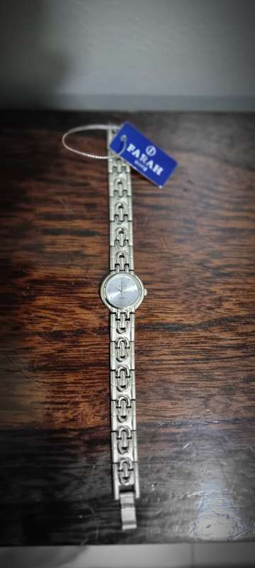 Farah Watch New