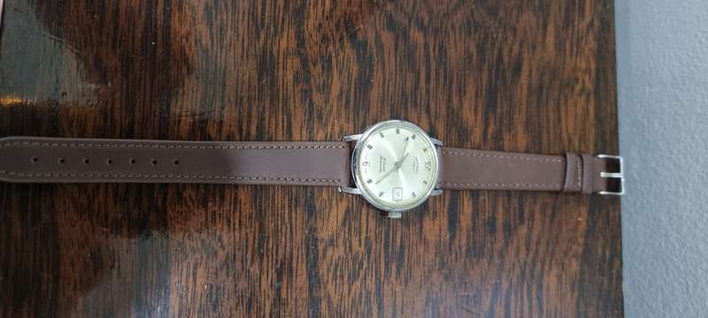 Rotary automatic 21 jewels .