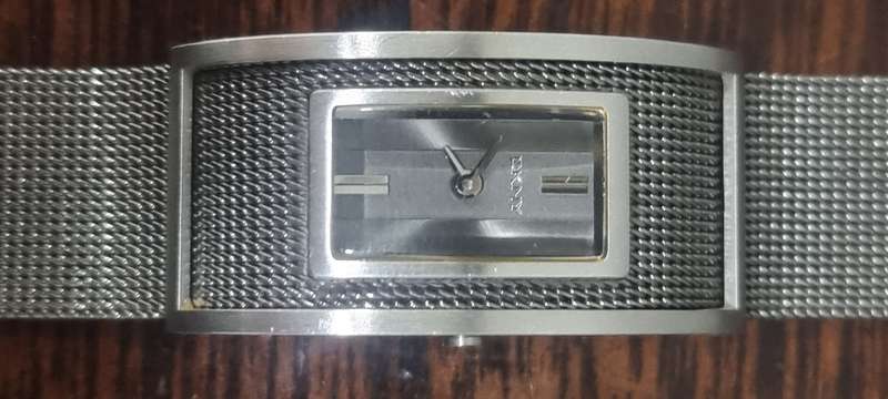 DKNY Watch 30 Meters.