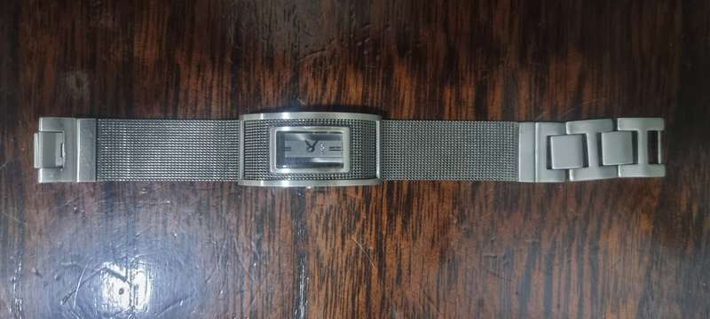 DKNY Watch 30 Meters.